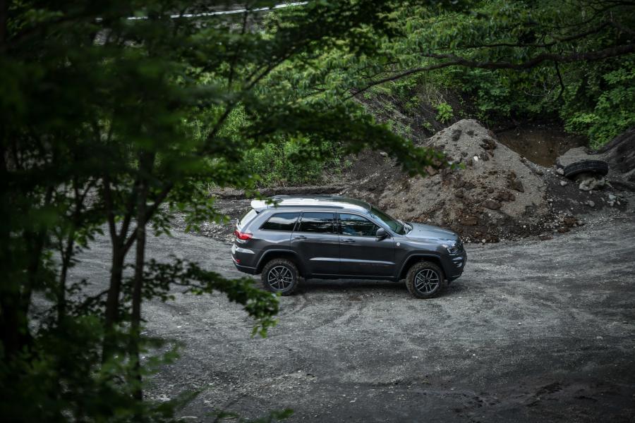  Jeep Grand Cherokee Trailhawk (WK2) 2017 года  (JP) (фото 9 из 10)
